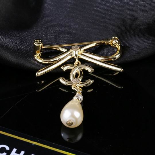 Chanel Brooch 12lyh116